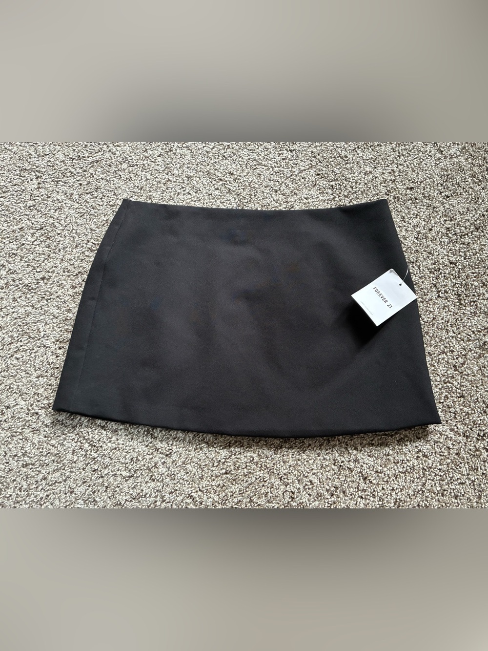 🎉 4/$25 NWT Forever 21 Black Mini Skirt